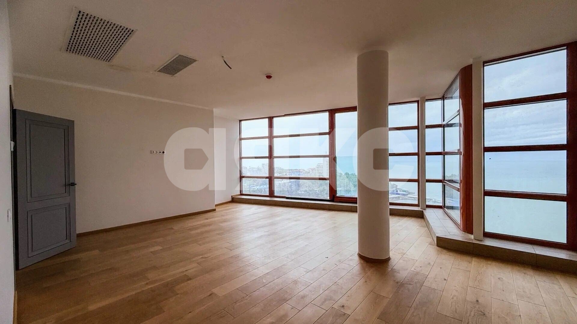 Фото №3: 2-комнатная квартира 175 м² - Анапа, мкр. жилой комплекс Золотая Бухта, пр-кт Революции, 3