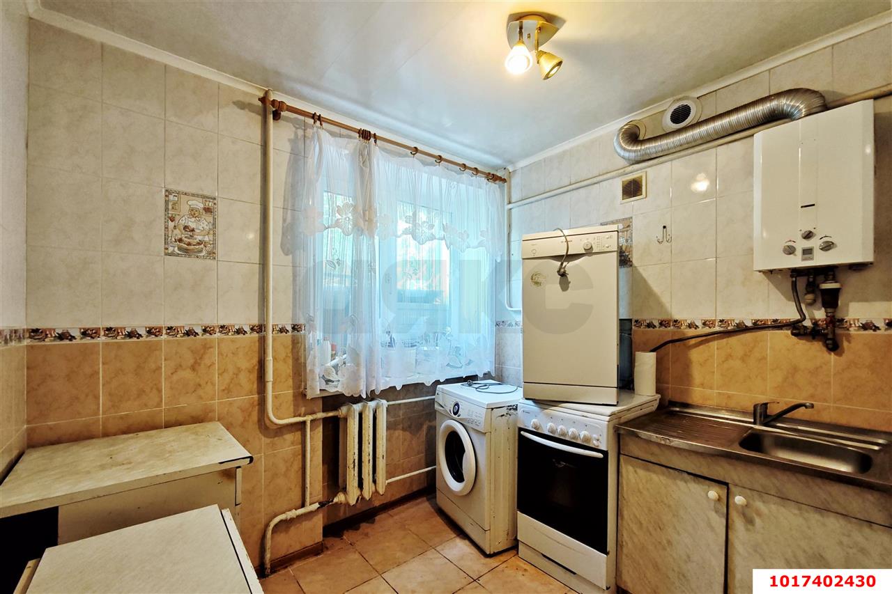 Фото №3: 3-комнатная квартира 49 м² - Краснодар, Прикубанский внутригородской округ, мкр. Фестивальный, ул. Атарбекова, 54
