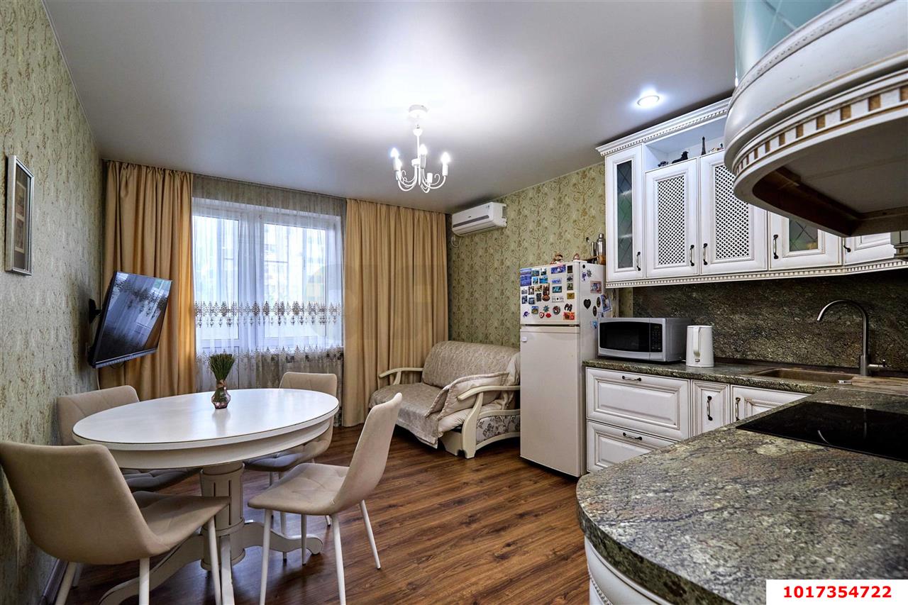 Фото №3: 2-комнатная квартира 71 м² - Краснодар, Прикубанский внутригородской округ, мкр. Восточно-Кругликовский, ул. имени 40-летия Победы, 123