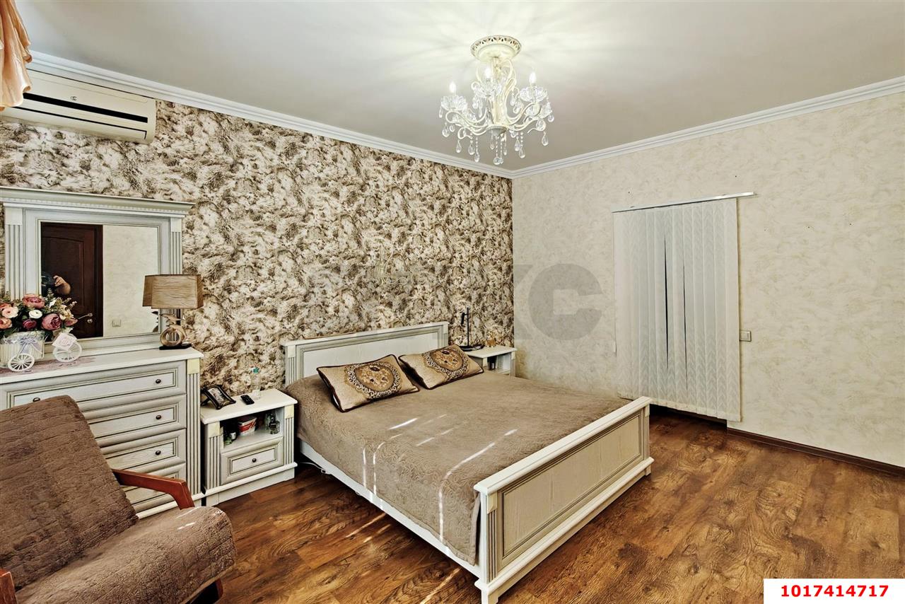 Фото №5: Дом <span class="whitespace-nowrap">70 м²</span> <span class="whitespace-nowrap">+ 1.5 сот.</span>, <span class="whitespace-nowrap">2 эт.</span> - Краснодар, Западный внутригородской округ, мкр. Центральный, ул. Карасунская, 5