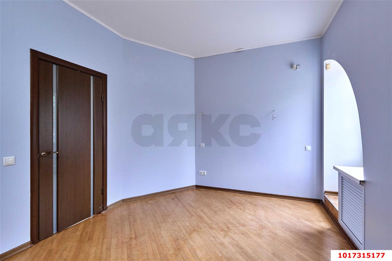 Фото №9: Дом 241 м² + 4.5 сот. - Краснодар, Западный внутригородской округ, мкр. Фестивальный, ул. Фридриха Энгельса, 74