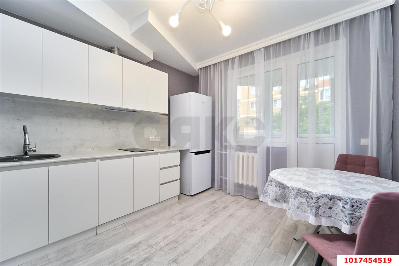 Фото №6: 1-комнатная квартира 43 м² - Краснодар, Западный внутригородской округ, мкр. Юбилейный, пр-кт Чекистов, 6
