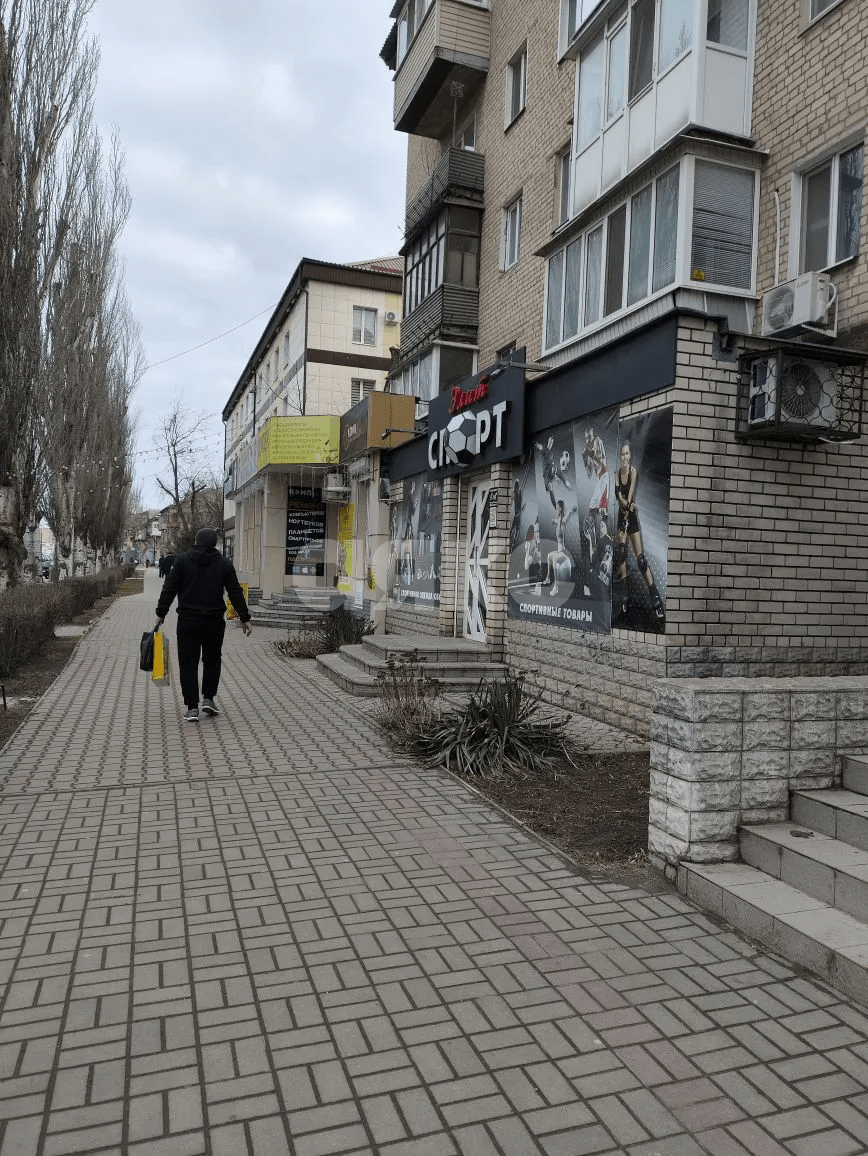 Фото №2: Коммерция <span class="whitespace-nowrap">56 м²</span>, <span class="whitespace-nowrap">1/5 эт.</span> - Мелитополь, пр-кт Богдана Хмельницкого, 45