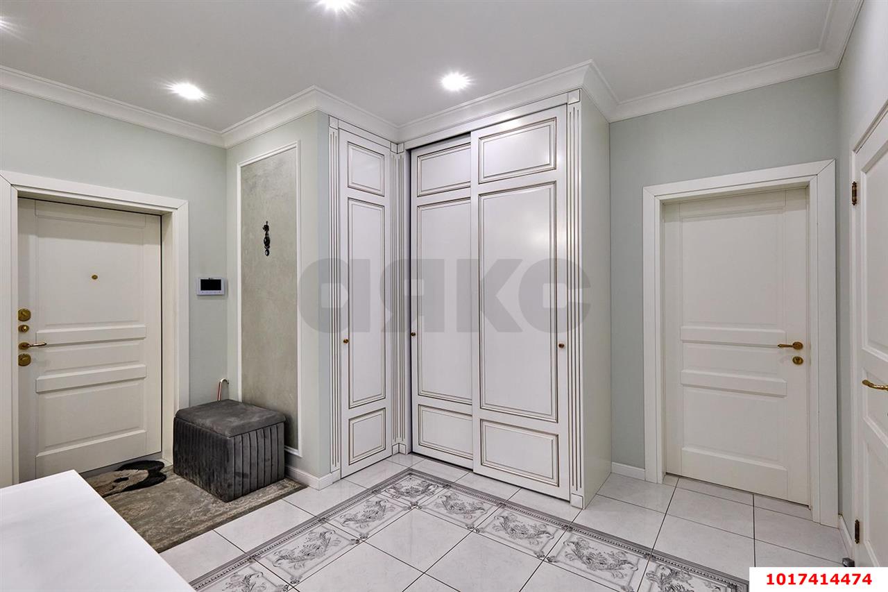 Фото №10: 2-комнатная квартира 73 м² - Краснодар, Западный внутригородской округ, ЖК Октябрьский, мкр. Центральный, ул. Октябрьская, 181/2