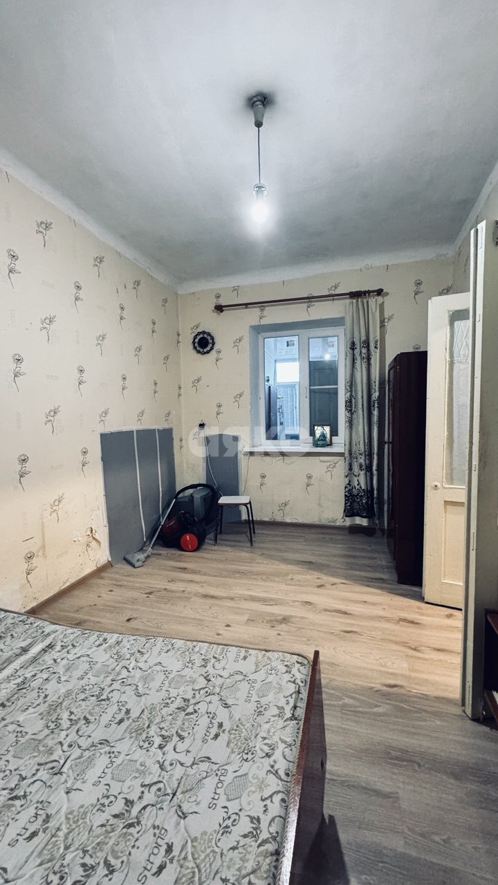 Фото №6: 2-комнатная квартира <span class="whitespace-nowrap">51 м²</span>, <span class="whitespace-nowrap">1/1 эт.</span> - Кореновск, ул. Коммунистическая, 11