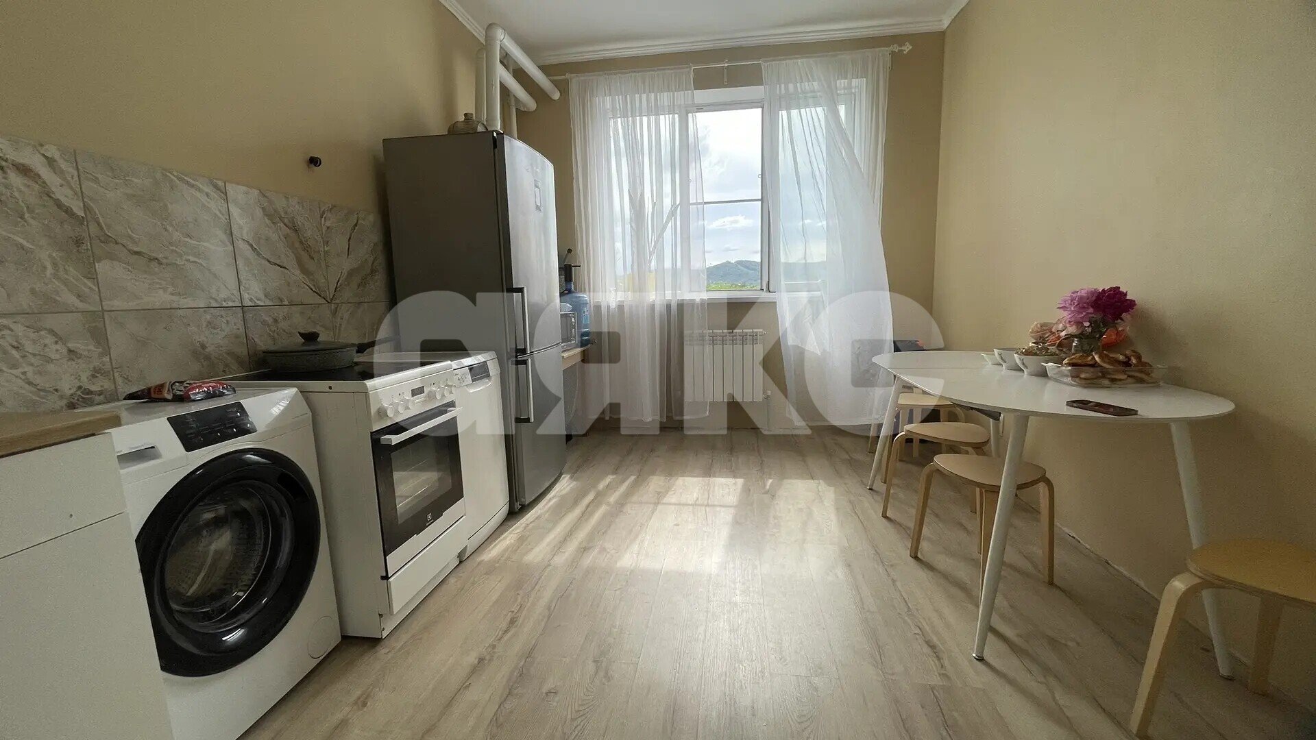 Фото №1: 2-комнатная квартира 54 м² - Горячий Ключ, мкр. Администрация, ул. Кириченко, 7