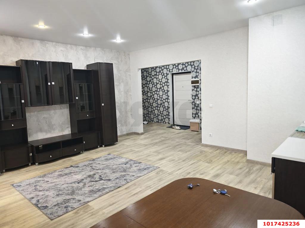 Фото №3: 1-комнатная квартира 55 м² - Знаменский, Карасунский внутригородской округ, мкр. Родные Просторы, ул. Природная, 10Бк5