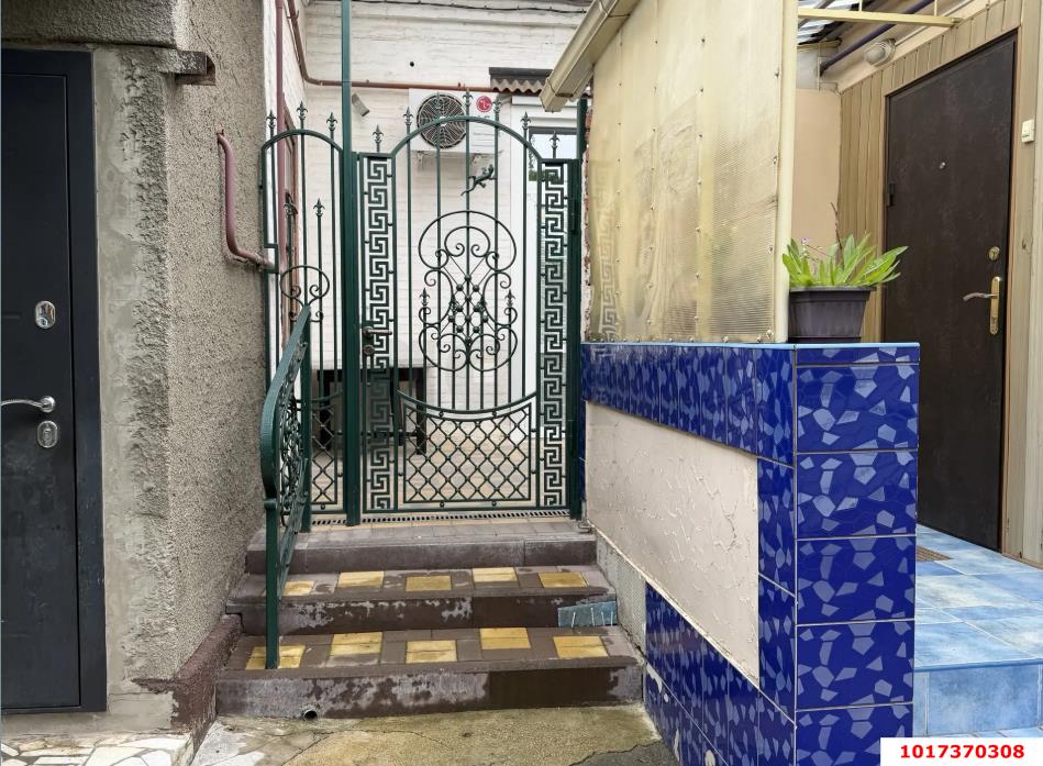 Фото №3: Часть дома 37 м² + 2 сот. - Краснодар, Центральный внутригородской округ, мкр. Центральный, ул. имени Максима Горького, 139