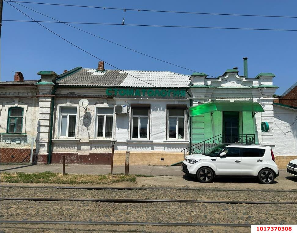 Фото №1: Часть дома 37 м² + 2 сот. - Краснодар, Центральный внутригородской округ, мкр. Центральный, ул. имени Максима Горького, 139