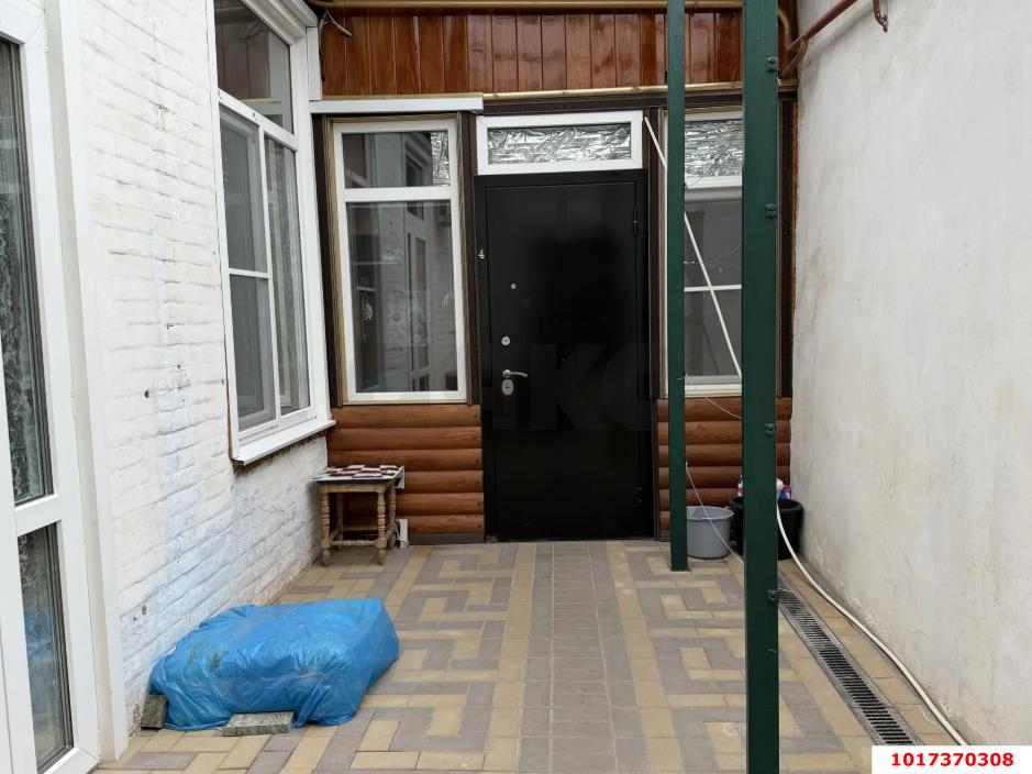Фото №2: Часть дома 37 м² + 2 сот. - Краснодар, Центральный внутригородской округ, мкр. Центральный, ул. имени Максима Горького, 139