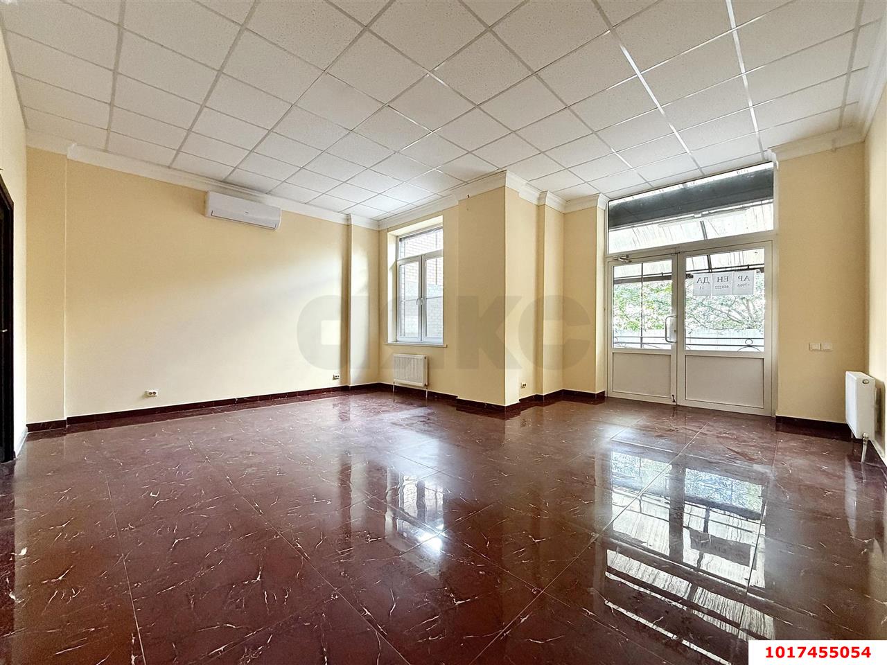 Фото №7: Торговое помещение <span class="whitespace-nowrap">56 м²</span>, <span class="whitespace-nowrap">1/24 эт.</span> - Краснодар, Прикубанский внутригородской округ, Панорама, мкр. ЖК Перспектива, ул. им. Героя Сарабеева В.И., 7