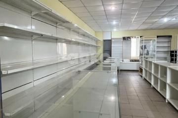 Фото №1: Коммерция 87 м² - Мариуполь, р. Ильичёвский, ул. 40 лет Октября, 19