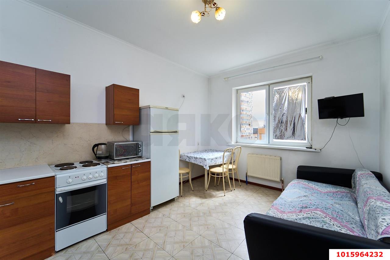 Фото №4: 1-комнатная квартира 50 м² - Краснодар, Центральный внутригородской округ, мкр. Завод Измерительных Приборов, ул. Зиповская, 3/3