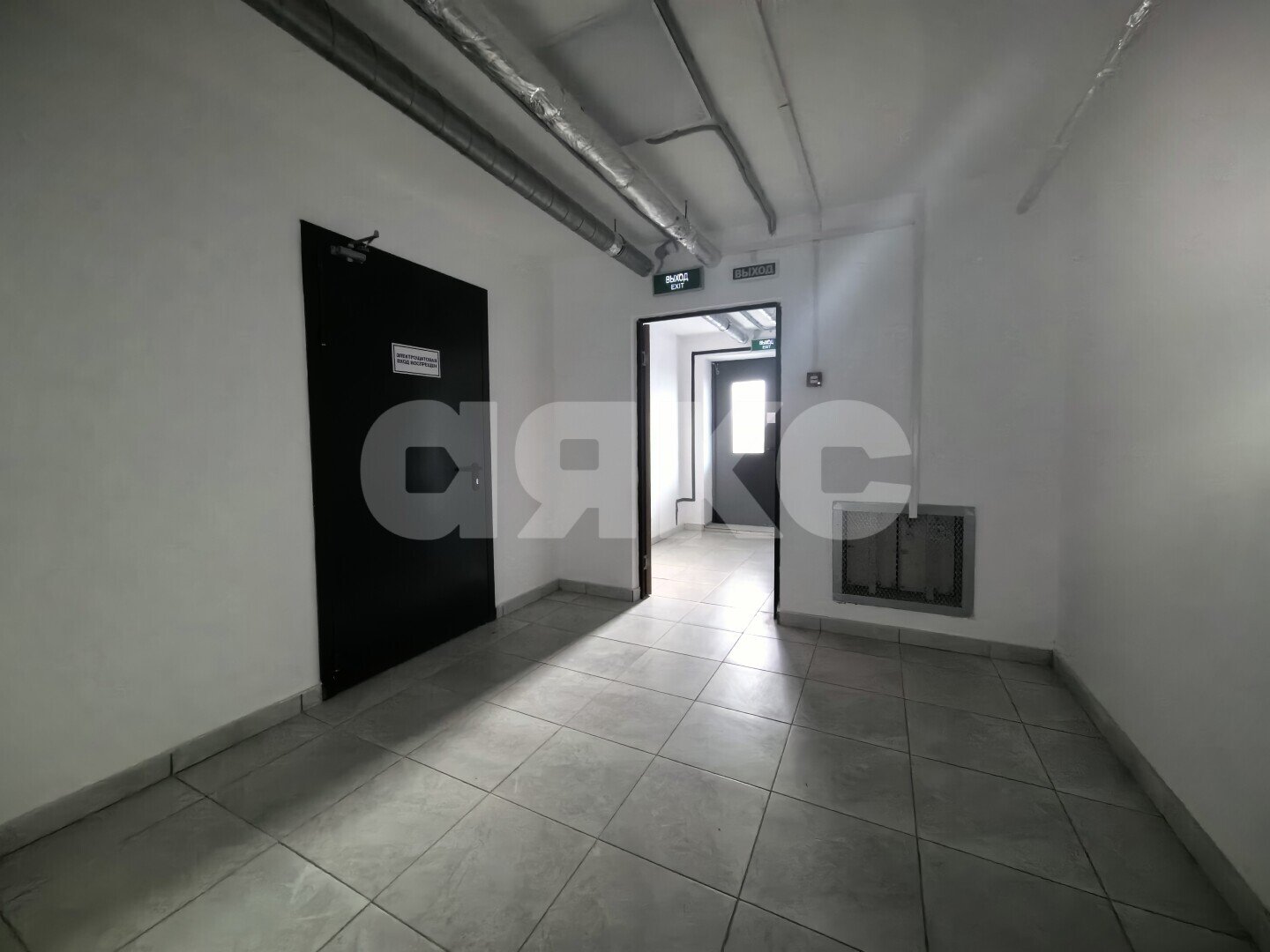 Фото №6: Коммерция 17 м² - Мариуполь, р. Жовтневый, пр-кт Металлургов, 121Б