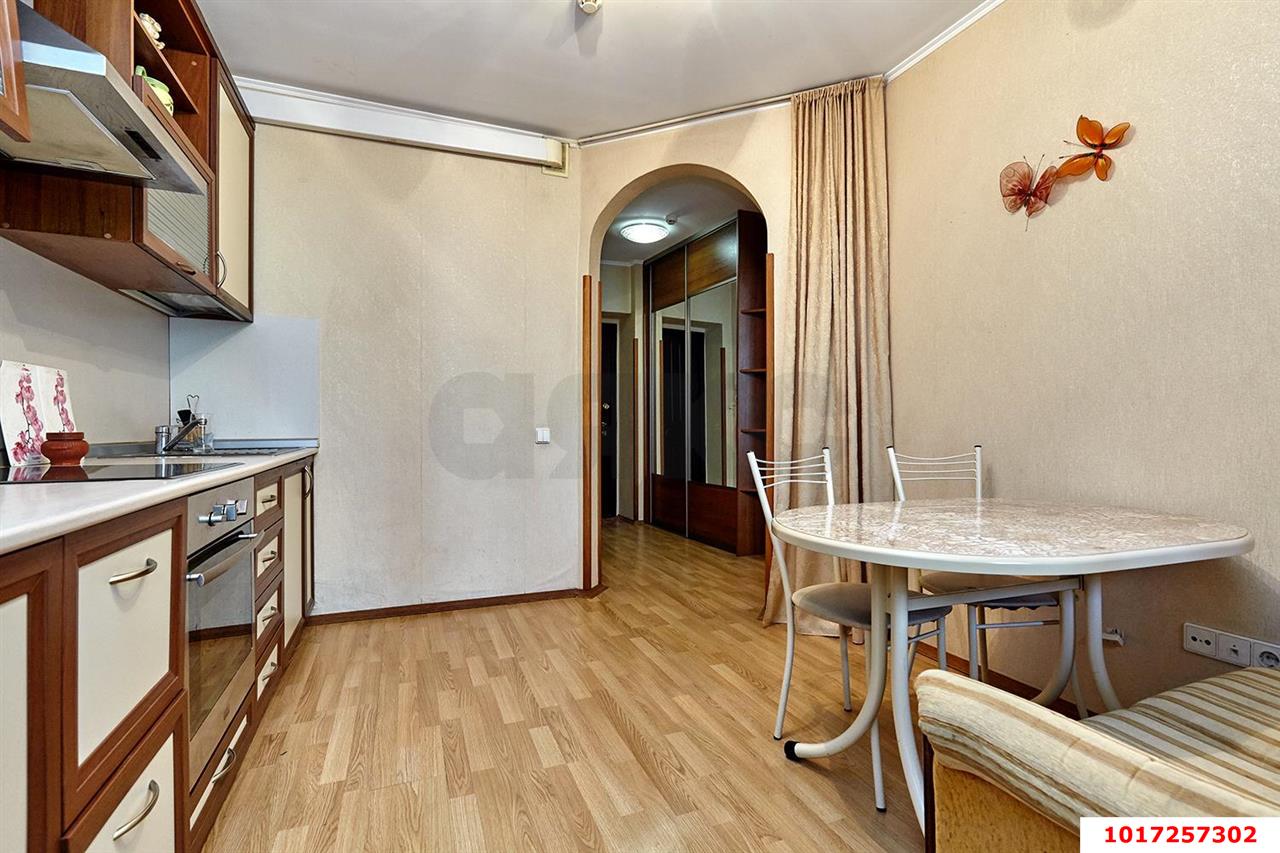 Фото №6: 1-комнатная квартира 50 м² - Краснодар, Западный внутригородской округ, мкр. Юбилейный, пр-кт Чекистов, 6