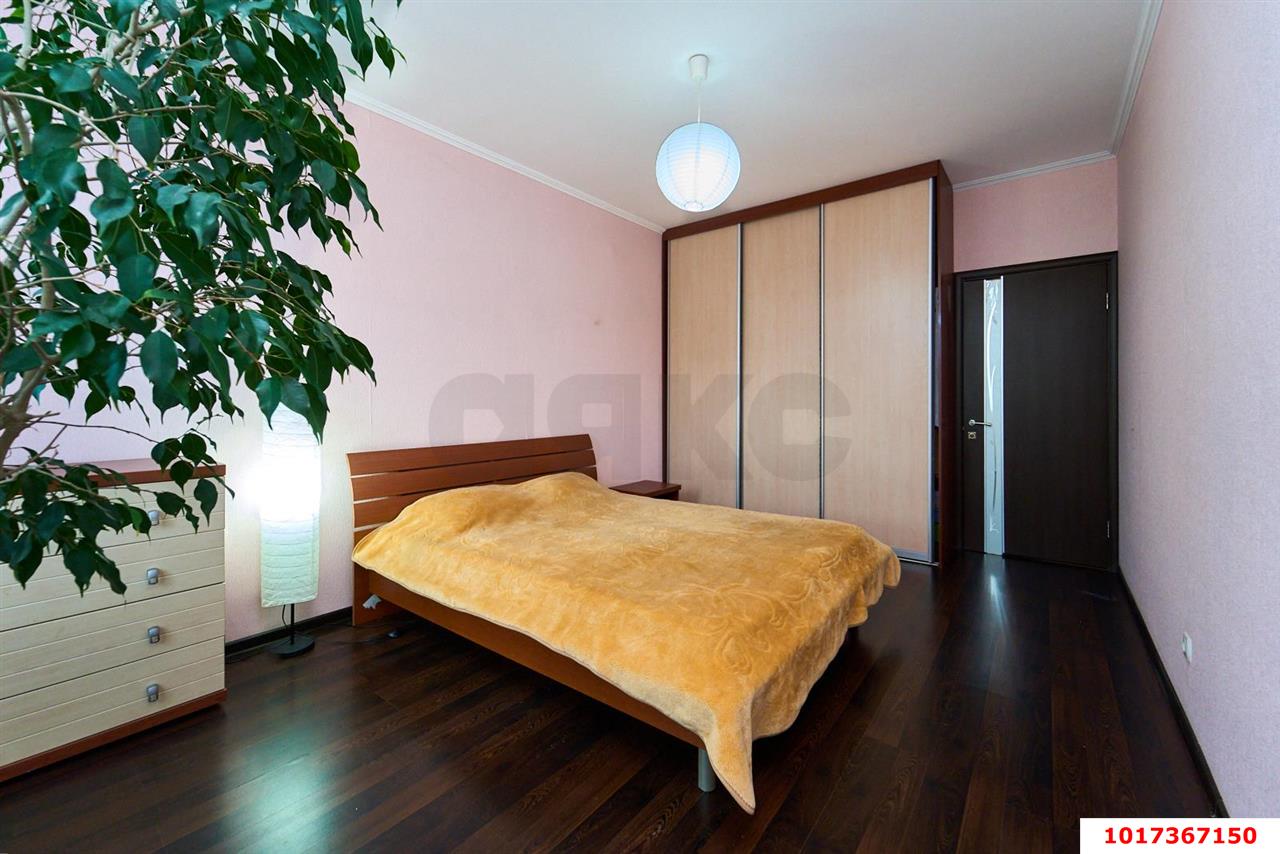 Фото №6: 2-комнатная квартира 77 м² - Краснодар, Прикубанский внутригородской округ, мкр. имени Маршала Жукова, ул. Александра Покрышкина, 4/8