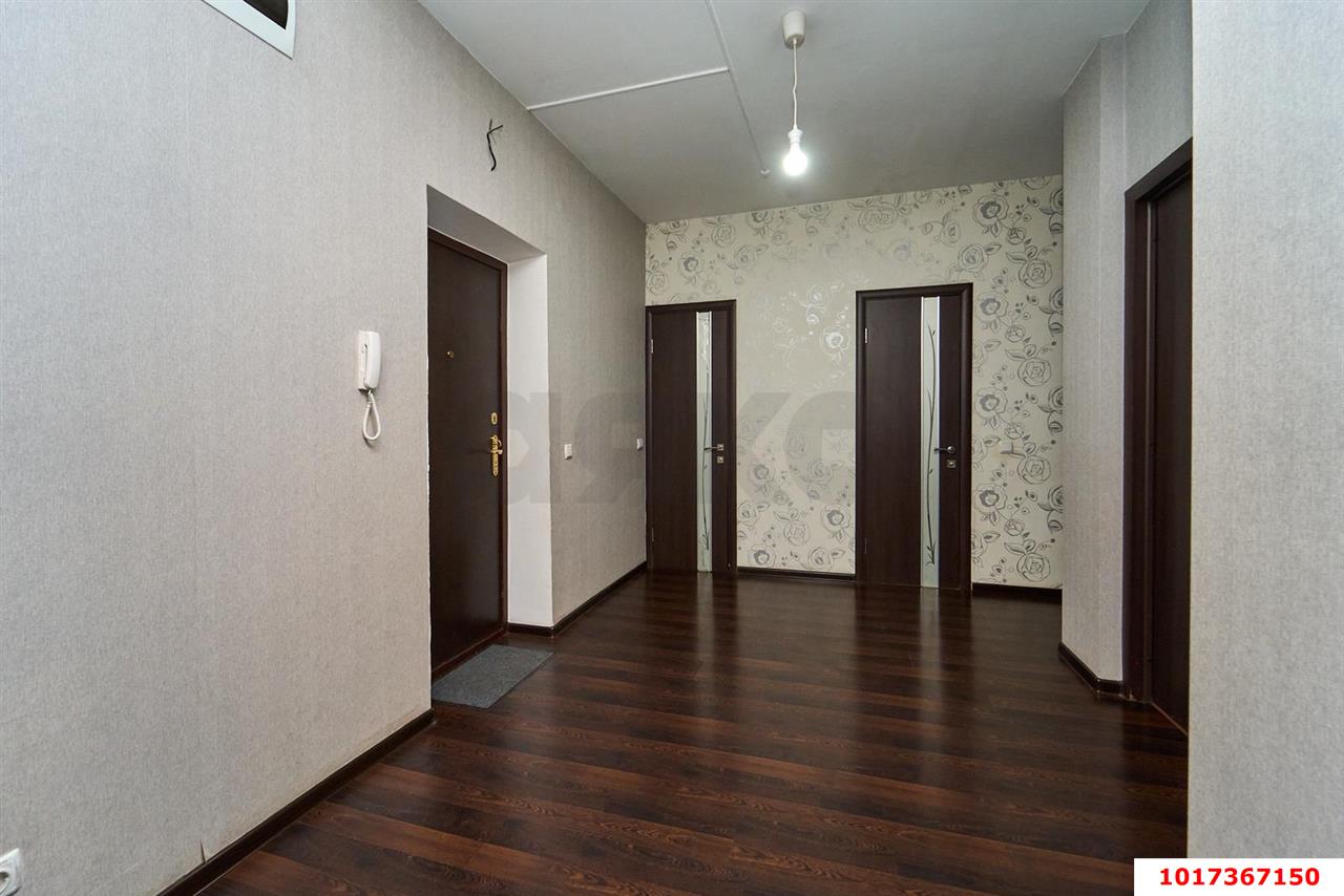 Фото №8: 2-комнатная квартира 77 м² - Краснодар, Прикубанский внутригородской округ, мкр. имени Маршала Жукова, ул. Александра Покрышкина, 4/8