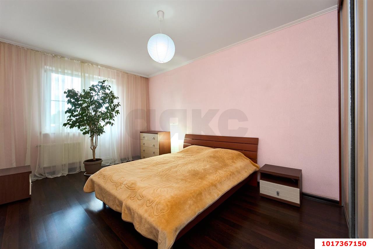 Фото №5: 2-комнатная квартира 77 м² - Краснодар, Прикубанский внутригородской округ, мкр. имени Маршала Жукова, ул. Александра Покрышкина, 4/8