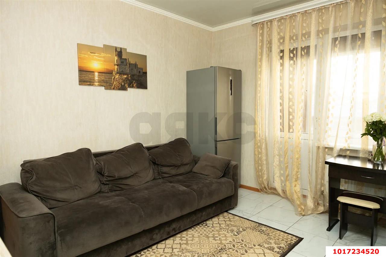Фото №2: 1-комнатная квартира <span class="whitespace-nowrap">44 м²</span>, <span class="whitespace-nowrap">1/4 эт.</span> - Козет, мкр. Адмиралтейский-2, б-р Адмиралтейский, 3