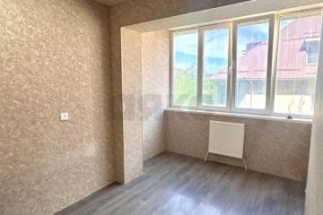 Фото №1: 1-комнатная квартира 42 м² - Российский, мкр. Прикубанский внутригородской округ, ул. Ратной Славы, 38
