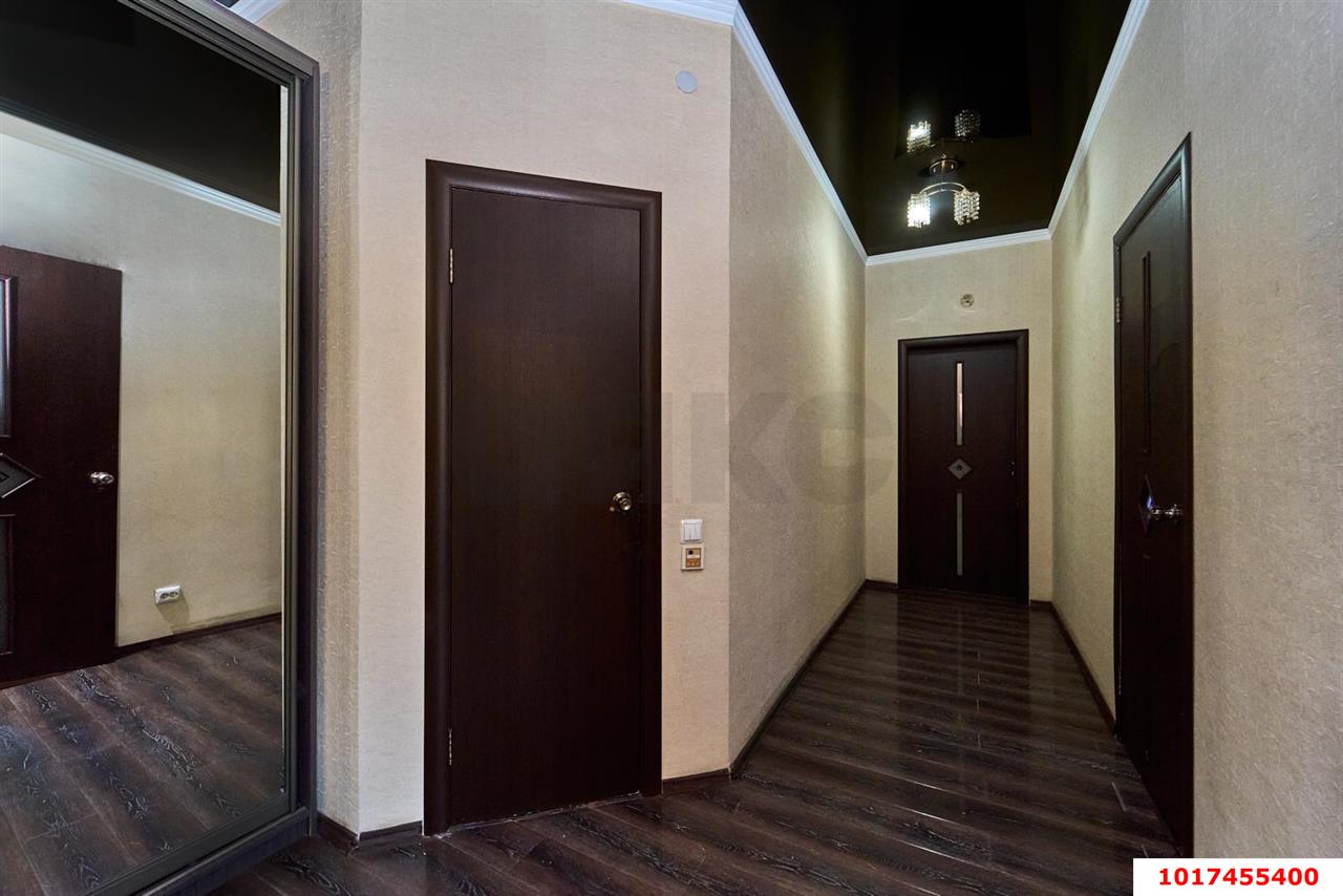 Фото №5: 2-комнатная квартира <span class="whitespace-nowrap">82 м²</span>, <span class="whitespace-nowrap">2/3 эт.</span> - Краснодар, Прикубанский внутригородской округ, мкр. Отделение № 1 ОПХ Колос, ул. Кирпильская, 15