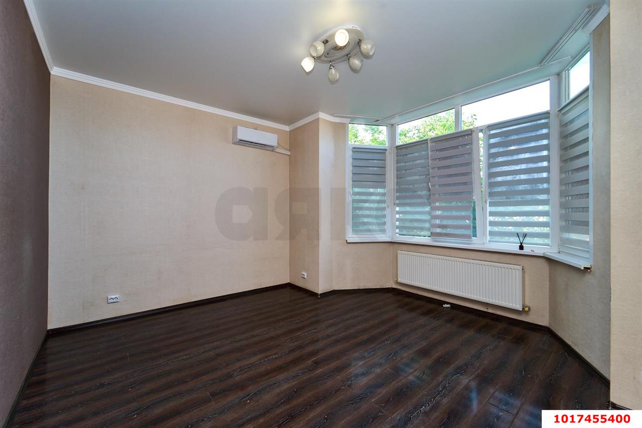 Фото №8: 2-комнатная квартира <span class="whitespace-nowrap">82 м²</span>, <span class="whitespace-nowrap">2/3 эт.</span> - Краснодар, Прикубанский внутригородской округ, мкр. Отделение № 1 ОПХ Колос, ул. Кирпильская, 15