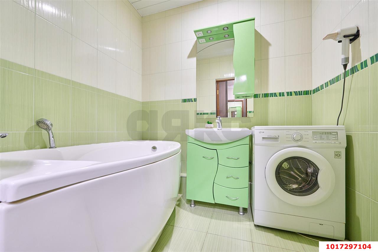 Фото №14: 1-комнатная квартира <span class="whitespace-nowrap">41 м²</span>, <span class="whitespace-nowrap">12/16 эт.</span> - Краснодар, Прикубанский внутригородской округ, Восточно-Кругликовский, мкр. ЖК Возрождение, ул. имени 40-летия Победы, 115