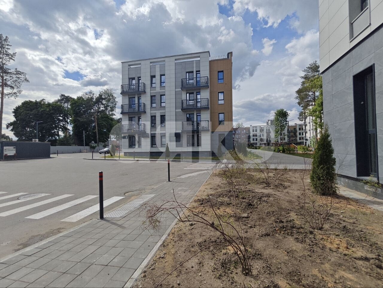 Фото №6: Студия <span class="whitespace-nowrap">29 м²</span>, <span class="whitespace-nowrap">2/4 эт.</span> - Ильинский, мкр. ЖК Театральный, ул. Театральная, 6В
