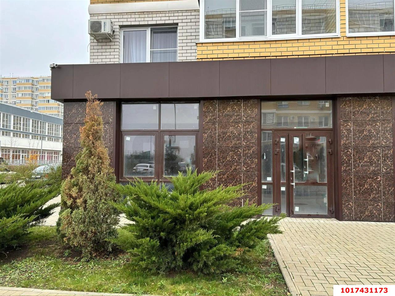 Фото №3: Торговое помещение 49 м² - Краснодар, Прикубанский внутригородской округ, Славянский, мкр. Светлоград, ул. Красных Партизан, 1/4к13