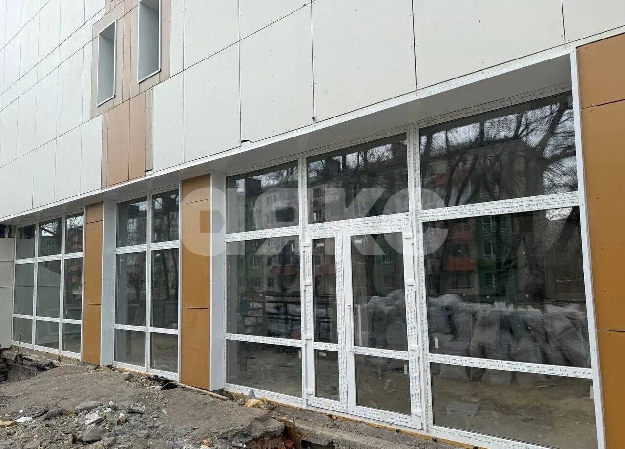 Фото №7: Коммерция 267 м² - Мариуполь, р. Жовтневый, пр-кт Строителей, 108А
