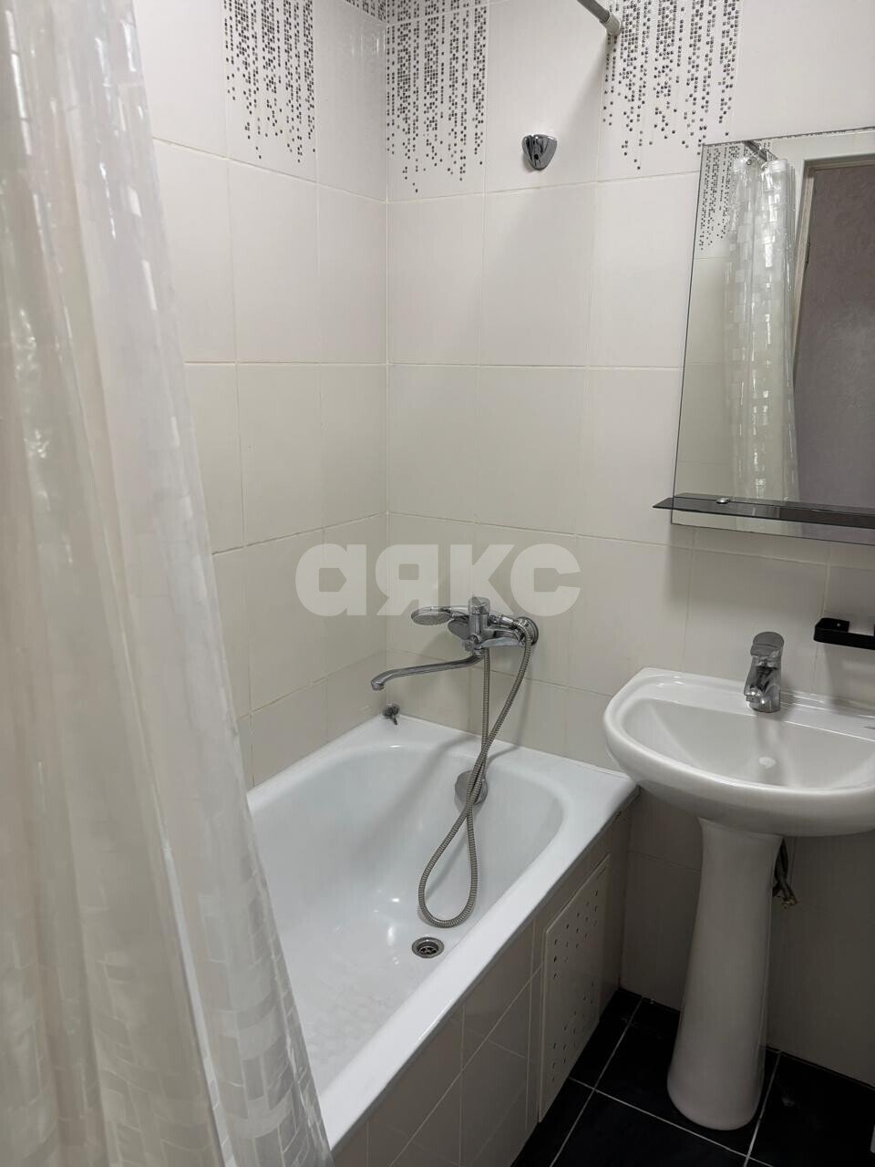 Фото №21: 3-комнатная квартира <span class="whitespace-nowrap">52 м²</span>, <span class="whitespace-nowrap">8/9 эт.</span> - Ростов-на-Дону, р. Ленинский, пер. Халтуринский, 61/22