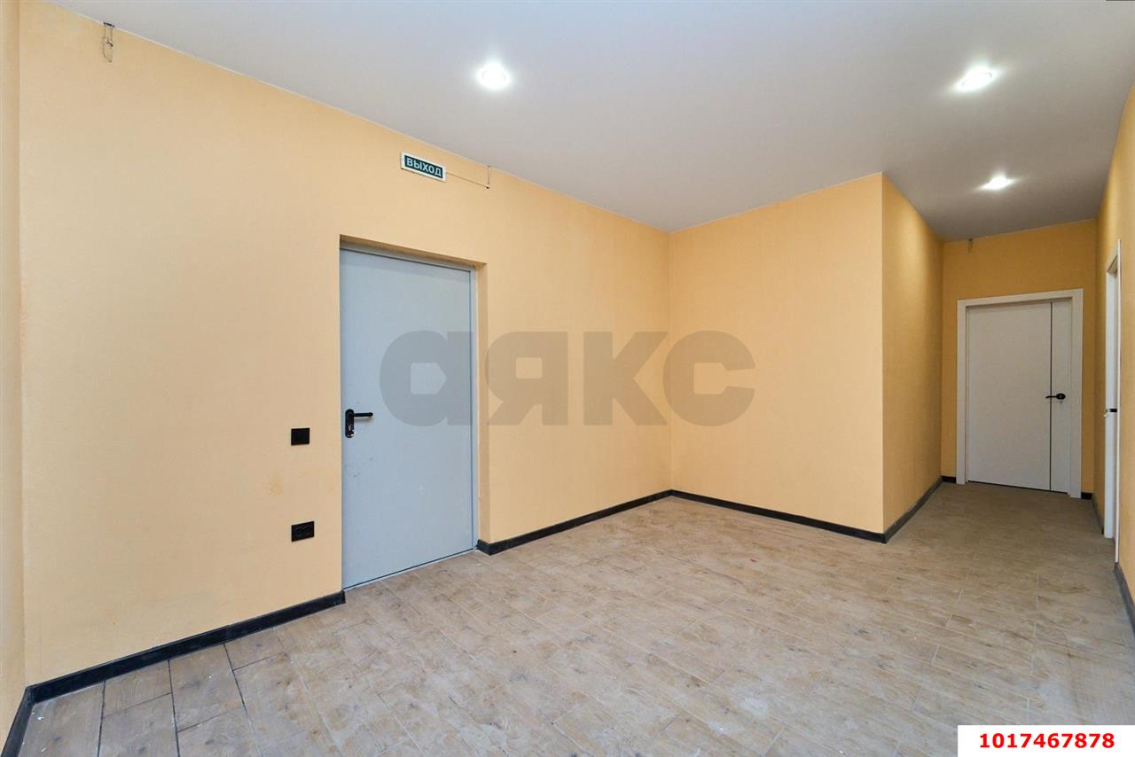 Фото №1: Торговое помещение <span class="whitespace-nowrap">65 м²</span>, <span class="whitespace-nowrap">16 эт.</span> - Краснодар, Прикубанский внутригородской округ, Краевая Клиническая Больница, мкр. жилой комплекс Олимп, ул. Домбайская, 10/2