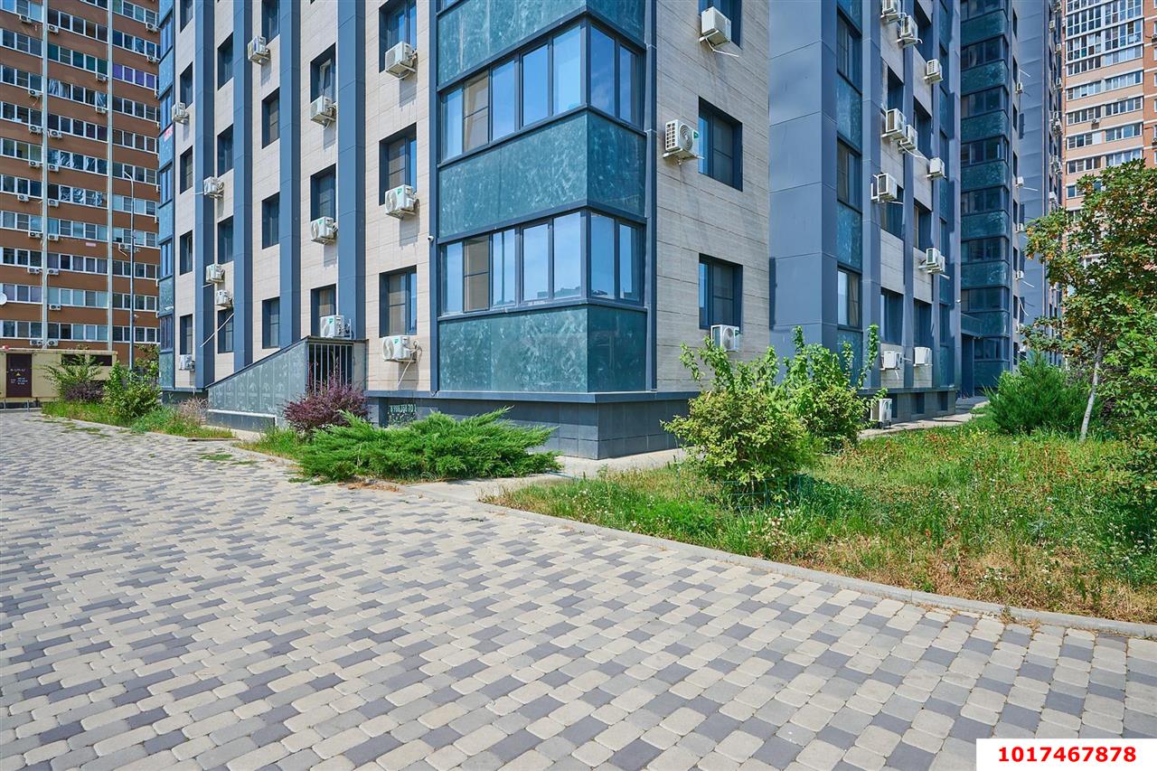 Фото №3: Торговое помещение 65 м² - Краснодар, Прикубанский внутригородской округ, Краевая Клиническая Больница, мкр. жилой комплекс Олимп, ул. Домбайская, 10/2