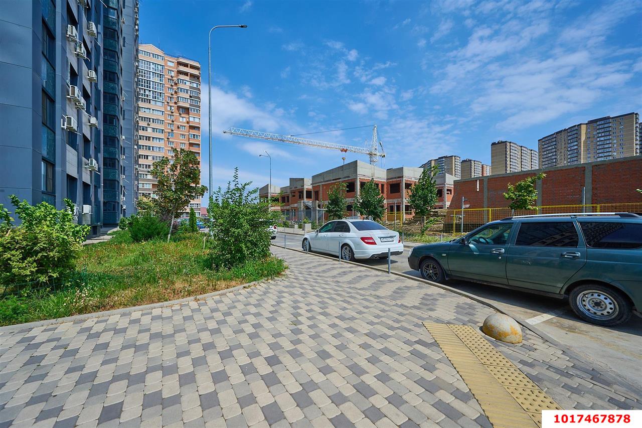 Фото №5: Торговое помещение 65 м² - Краснодар, Прикубанский внутригородской округ, Краевая Клиническая Больница, мкр. жилой комплекс Олимп, ул. Домбайская, 10/2