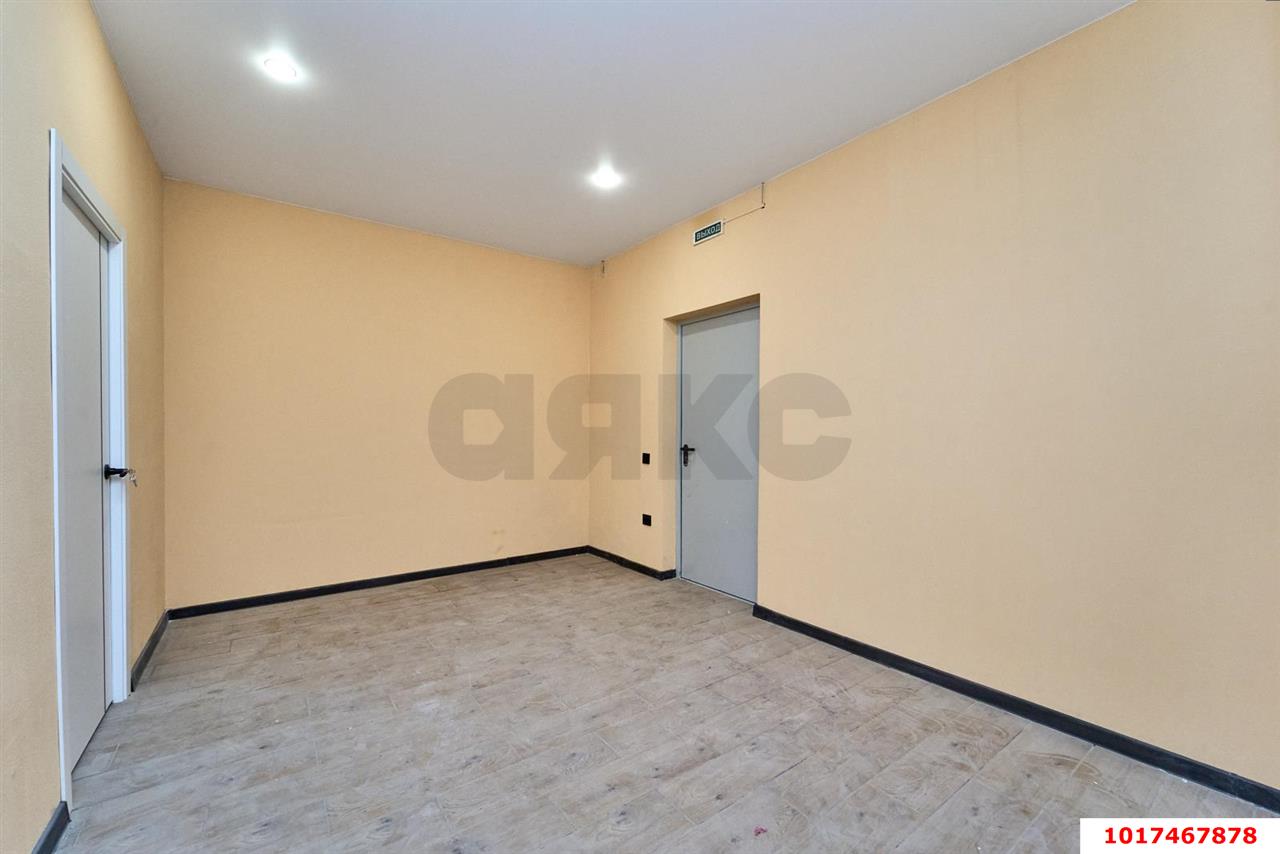 Фото №4: Торговое помещение <span class="whitespace-nowrap">65 м²</span>, <span class="whitespace-nowrap">16 эт.</span> - Краснодар, Прикубанский внутригородской округ, Краевая Клиническая Больница, мкр. жилой комплекс Олимп, ул. Домбайская, 10/2