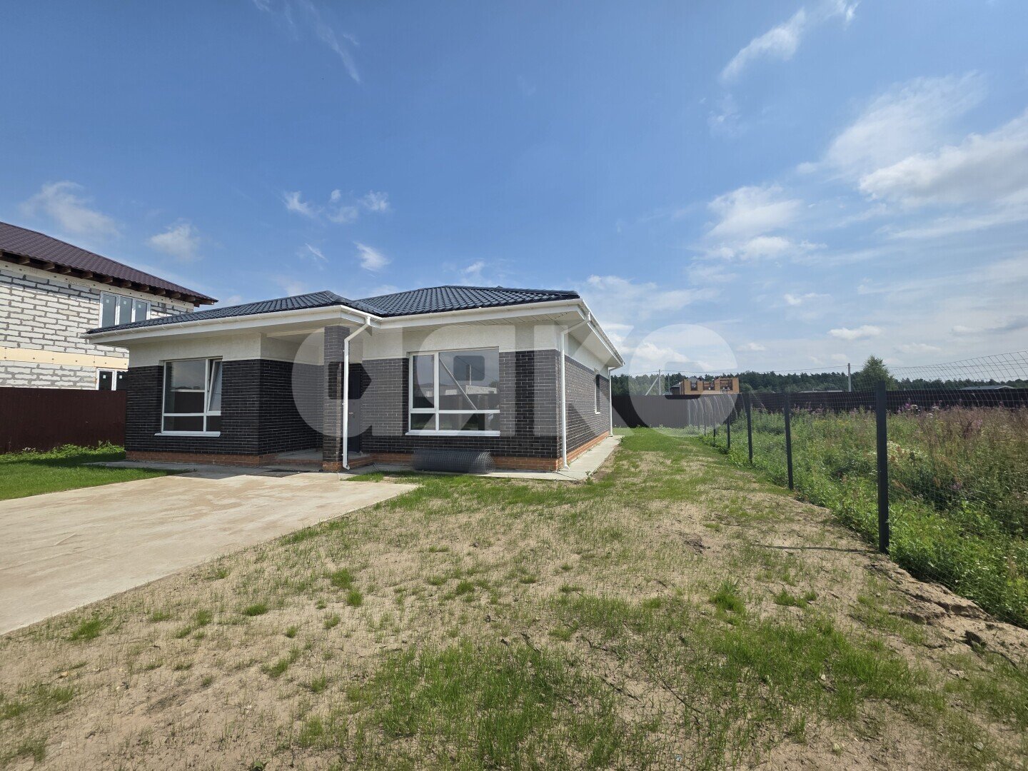 Фото №6: Дом <span class="whitespace-nowrap">115 м²</span> <span class="whitespace-nowrap">+ 6 сот.</span>, <span class="whitespace-nowrap">1 эт.</span> - Раменское, Северный, квартал 20275, мкр. КП Дергаево-2, ул. Суворова