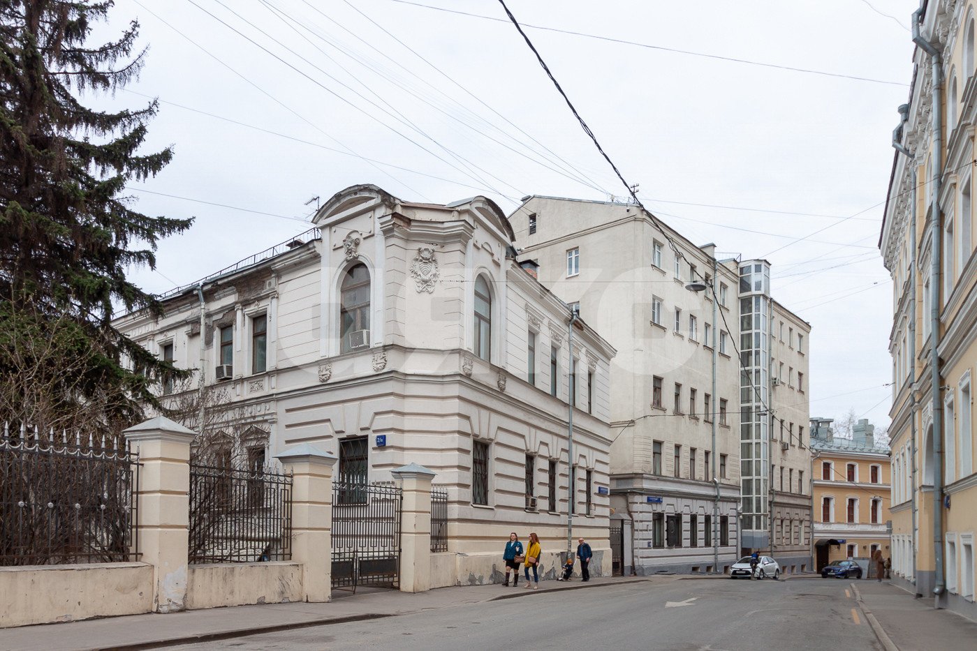 Фото №19: 1-комнатная квартира <span class="whitespace-nowrap">51 м²</span>, <span class="whitespace-nowrap">4/5 эт.</span> - Москва, пер. Нижний Кисловский, 8/2с2
