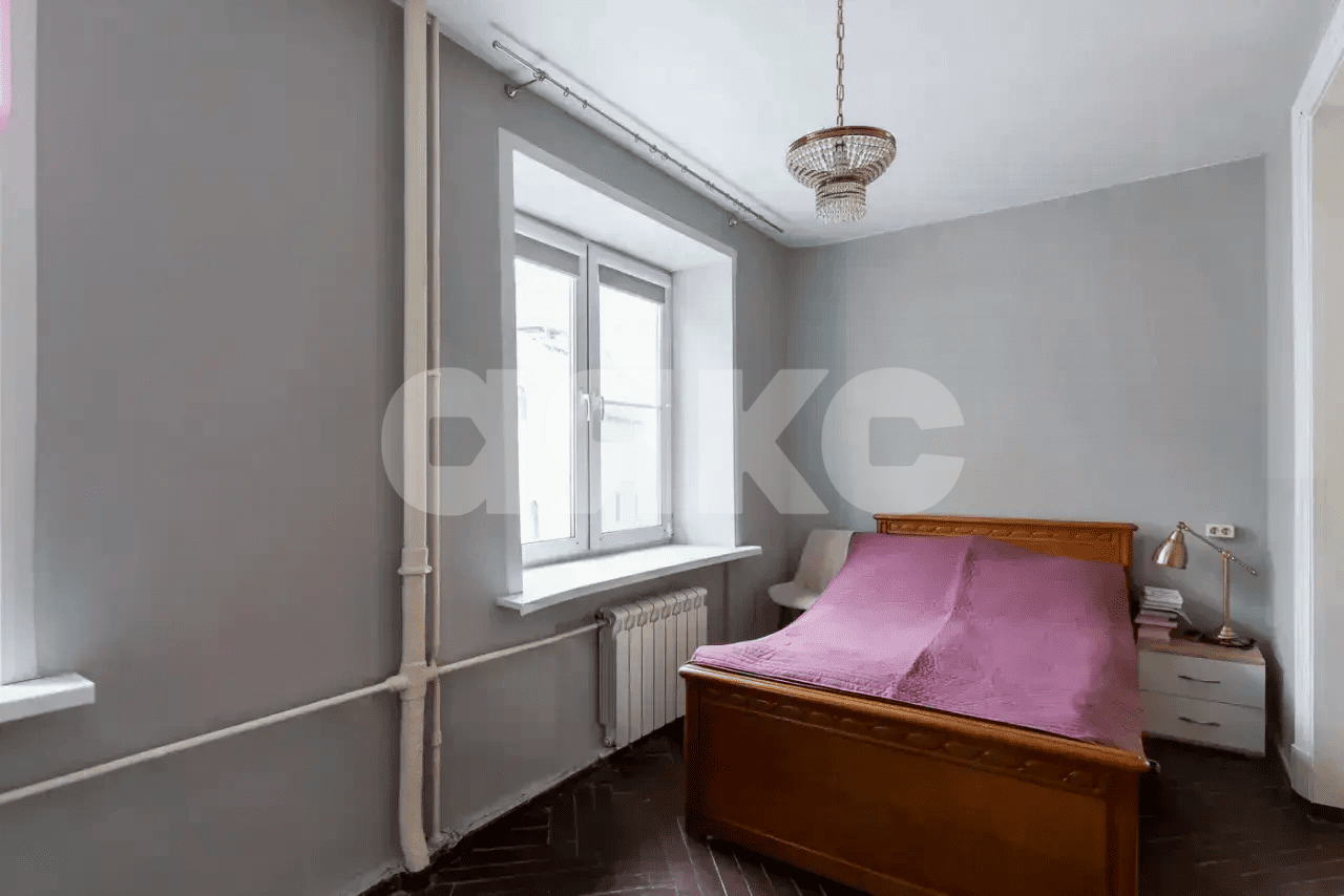 Фото №3: 1-комнатная квартира <span class="whitespace-nowrap">51 м²</span>, <span class="whitespace-nowrap">4/5 эт.</span> - Москва, пер. Нижний Кисловский, 8/2с2