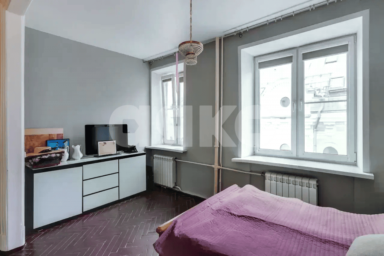 Фото №2: 1-комнатная квартира <span class="whitespace-nowrap">51 м²</span>, <span class="whitespace-nowrap">4/5 эт.</span> - Москва, пер. Нижний Кисловский, 8/2с2