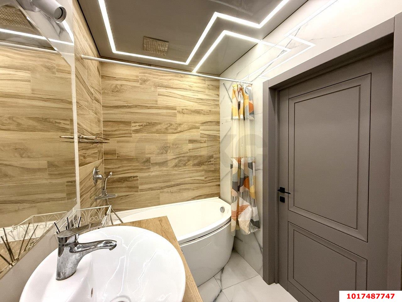 Фото №12: 2-комнатная квартира <span class="whitespace-nowrap">65 м²</span>, <span class="whitespace-nowrap">12/19 эт.</span> - Краснодар, Прикубанский внутригородской округ, мкр. Горхутор, ул. имени М.Е. Соколова