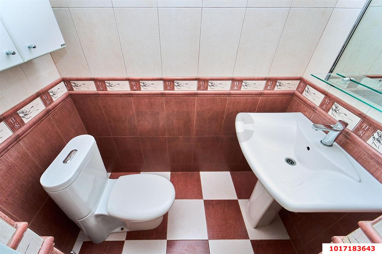 Фото №6: 3-комнатная квартира 107 м², 2/5 эт. - Краснодар, Центральный внутригородской округ, мкр. Дубинка, ул. КИМ, 141