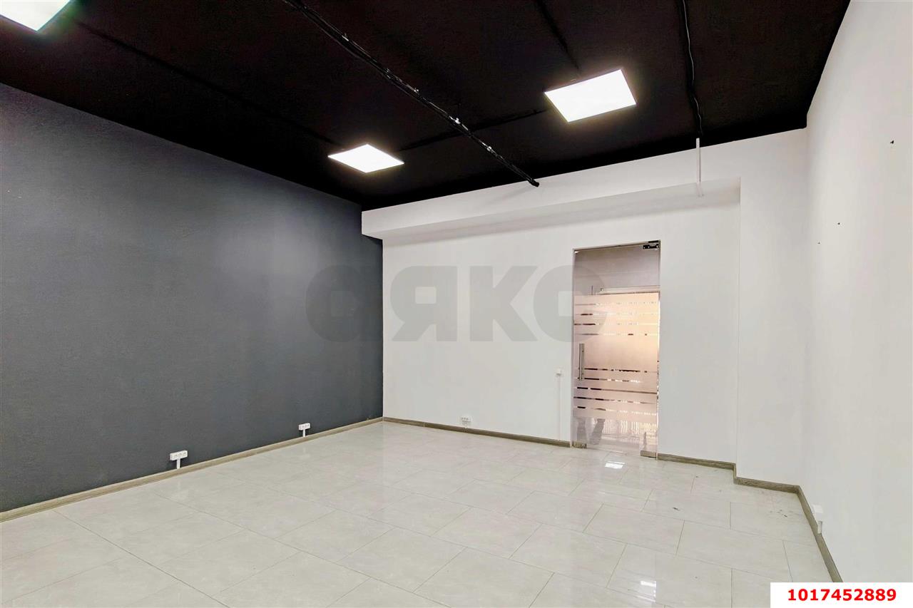 Фото №8: Отдельное здание <span class="whitespace-nowrap">280 м²</span>, <span class="whitespace-nowrap">2/2 эт.</span> - Яблоновский, ул. Гагарина, 188