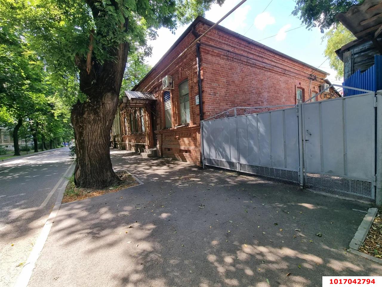 Фото №6: 1-комнатная квартира <span class="whitespace-nowrap">32 м²</span>, <span class="whitespace-nowrap">1/1 эт.</span> - Краснодар, Западный внутригородской округ, мкр. Центральный, ул. Карасунская, 35