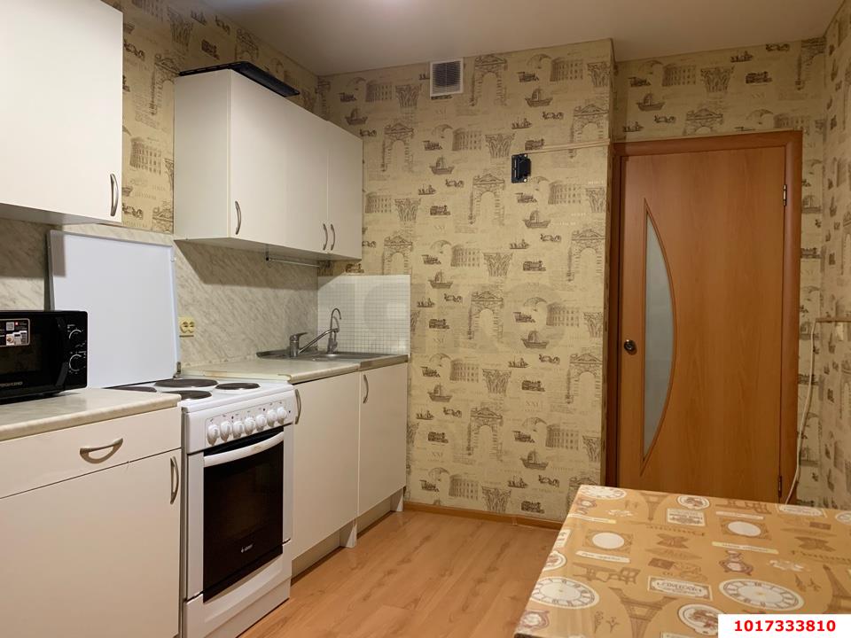 Фото №3: 3-комнатная квартира 80 м² - Краснодар, Прикубанский внутригородской округ, Калинино, мкр. Завод Радиоизмерительных Приборов, пер. Гаражный, 9