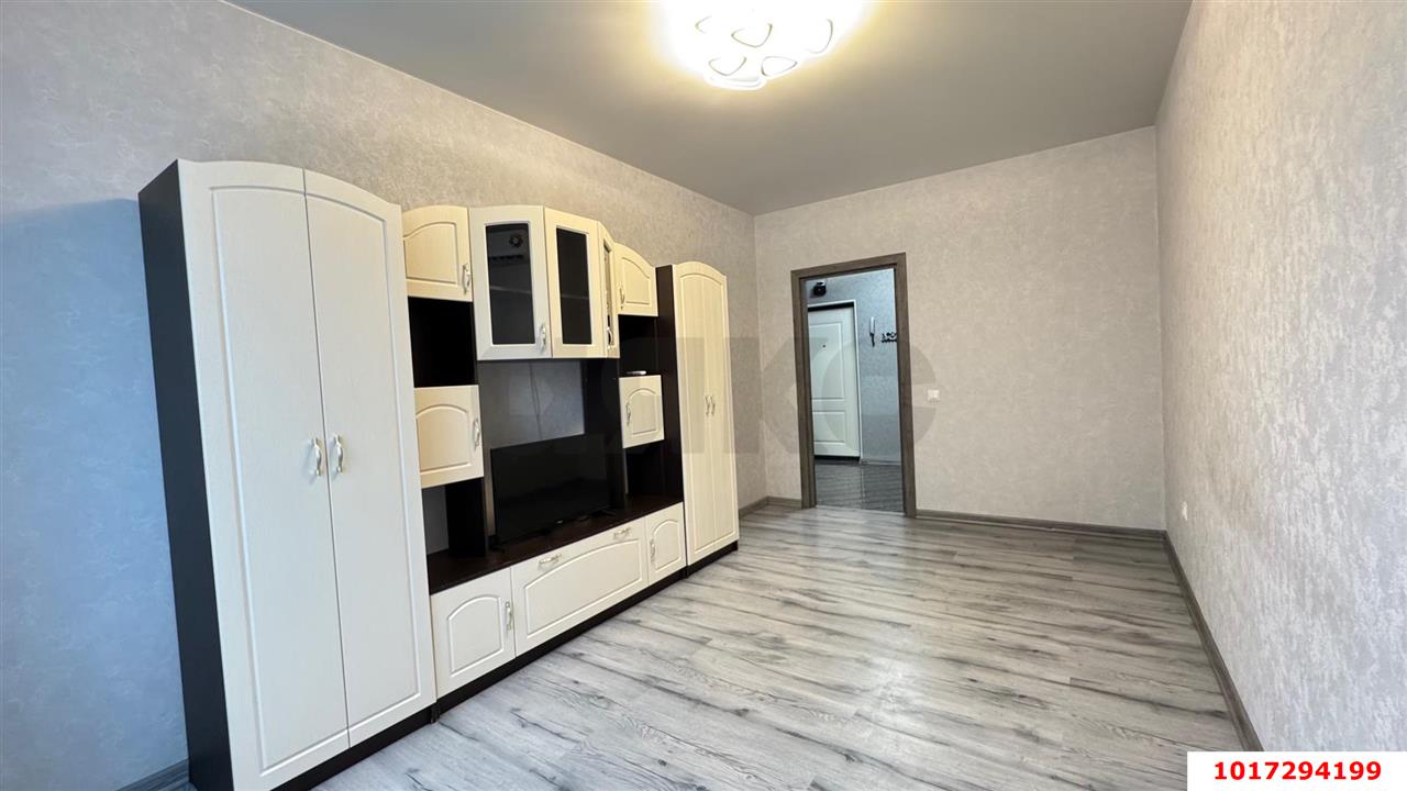 Фото №4: 1-комнатная квартира <span class="whitespace-nowrap">42 м²</span>, <span class="whitespace-nowrap">8/19 эт.</span> - Краснодар, Прикубанский внутригородской округ, Россинского, мкр. жилой комплекс Red777, ул. Адмирала Крузенштерна, 5