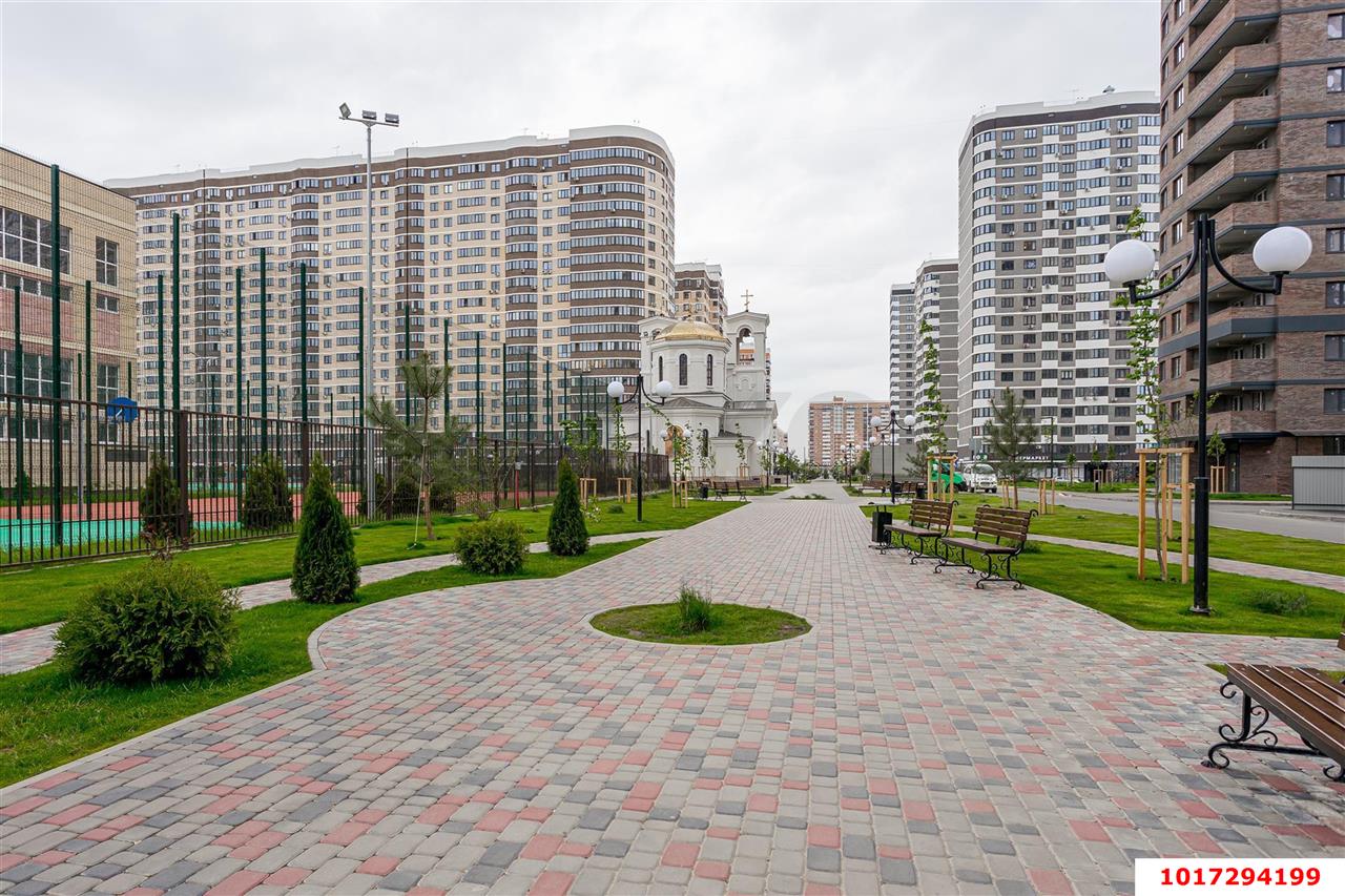 Фото №13: 1-комнатная квартира <span class="whitespace-nowrap">42 м²</span>, <span class="whitespace-nowrap">8/19 эт.</span> - Краснодар, Прикубанский внутригородской округ, Россинского, мкр. жилой комплекс Red777, ул. Адмирала Крузенштерна, 5