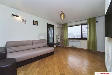 Фото №1: 1-комнатная квартира <span class="whitespace-nowrap">29 м²</span>, <span class="whitespace-nowrap">6/9 эт.</span> - Краснодар, мкр. Центральный, ул. Красная, 43