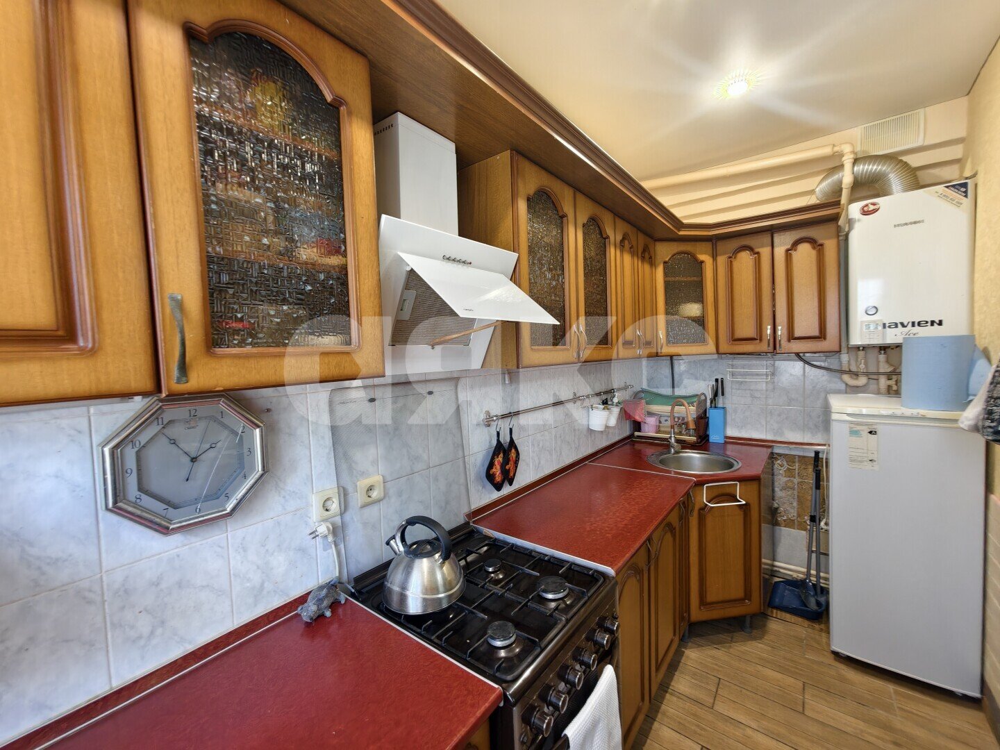 Фото №6: 2-комнатная квартира <span class="whitespace-nowrap">53 м²</span>, <span class="whitespace-nowrap">1/2 эт.</span> - Кореновск, мкр. 2-й квартал, ул. Железнодорожный Дом, 6