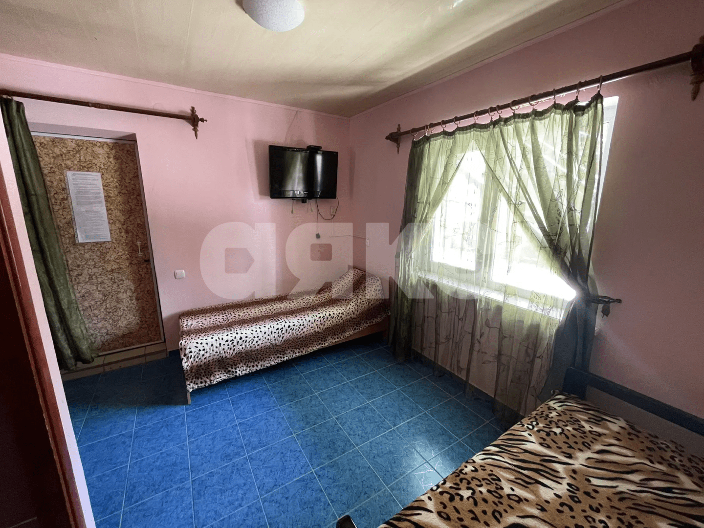 Фото №33: Дом 72 м² + 14.09 сот. - Урзуф, ул. Шапошникова, 19