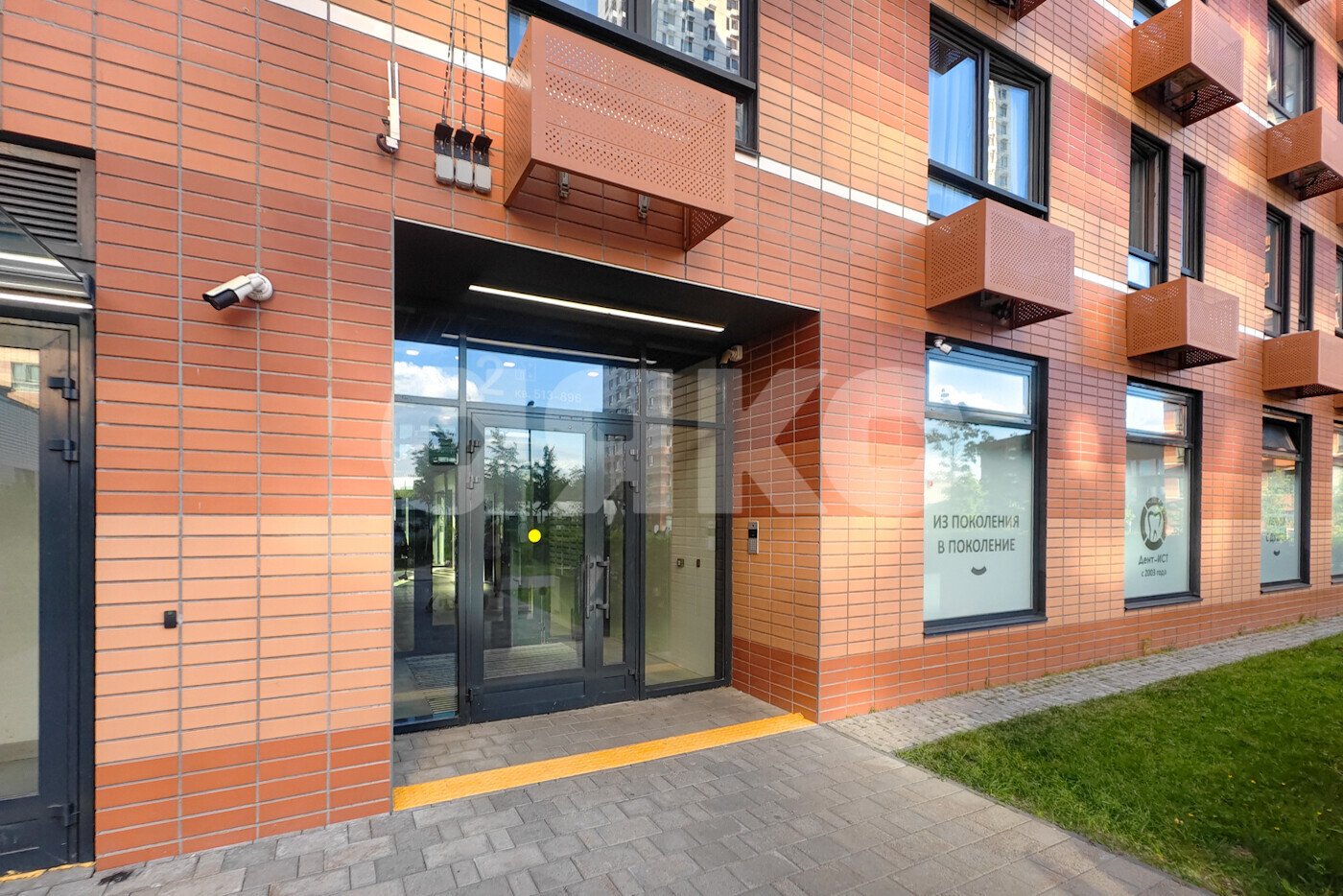 Фото №2: 2-комнатная квартира <span class="whitespace-nowrap">57 м²</span>, <span class="whitespace-nowrap">4/30 эт.</span> - Москва, пр-д 2-й Нагатинский, 2/2